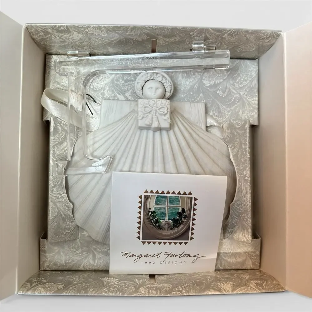 Margaret Furlong “Thanksgiving Angel” Joyeux Noel Ornament 5” 1991 - CIB #1058